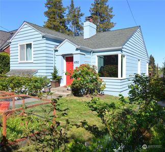 6052 35th Avenue NE, Seattle, WA, 98115