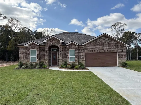 107 County Road 3372, Cleveland, TX 77327