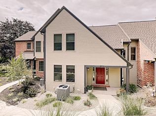 1183 Draymore Ct, Hummelstown, PA 17036