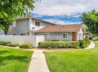 28001 Robin Ave, Santa Clarita, CA 91350