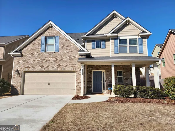 1402 Balvaird Dr, Lawrenceville, GA 30045