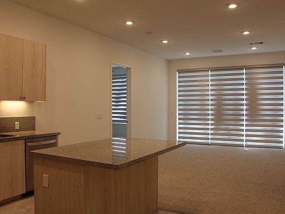 3rd image of 45128 Warm Springs Blvd #623