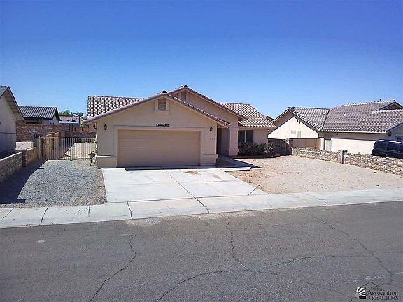 2nd image of 10229 E 35th Pl