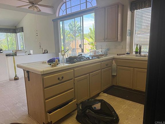 4th image of 715 Marsopa Dr