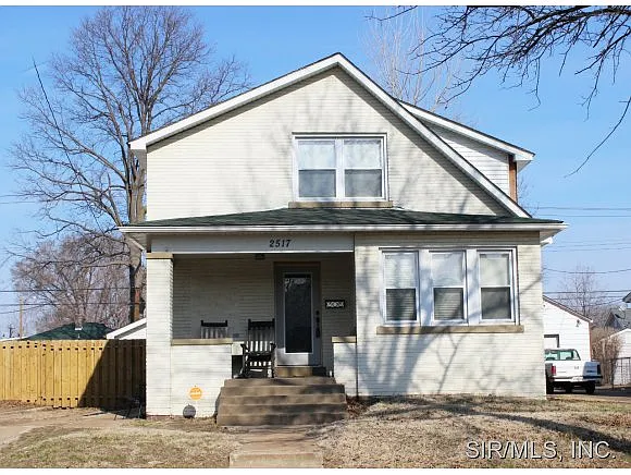 2517 Benton St photo 1