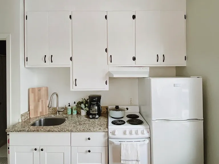 1716 Tyler St NE #3 — Photo 2