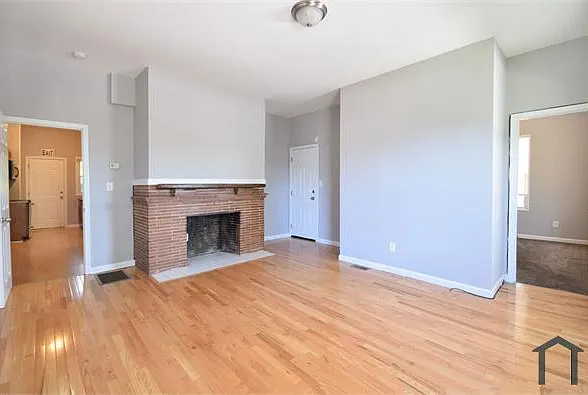 2 bed, $1,600 — Photo 4