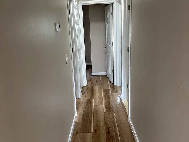 21173 Woodward St — Photo 12