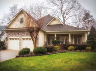 19651 Wooden Tee Dr, Davidson, NC 28036