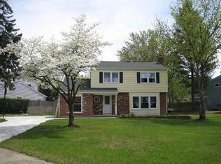 950 E Evesham Rd, Glendora, NJ 08029