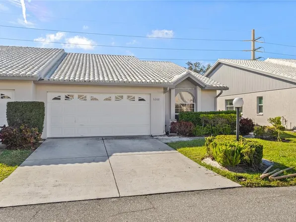 5388 Pamela Wood Way #8, Sarasota, FL 34233