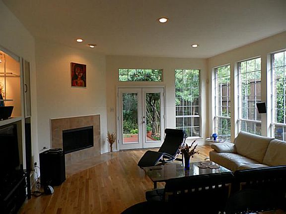 4th image of 18860 Haddington Ln