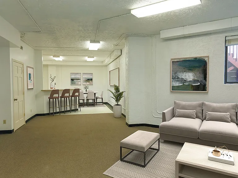 2935 N East St #D — Photo 2