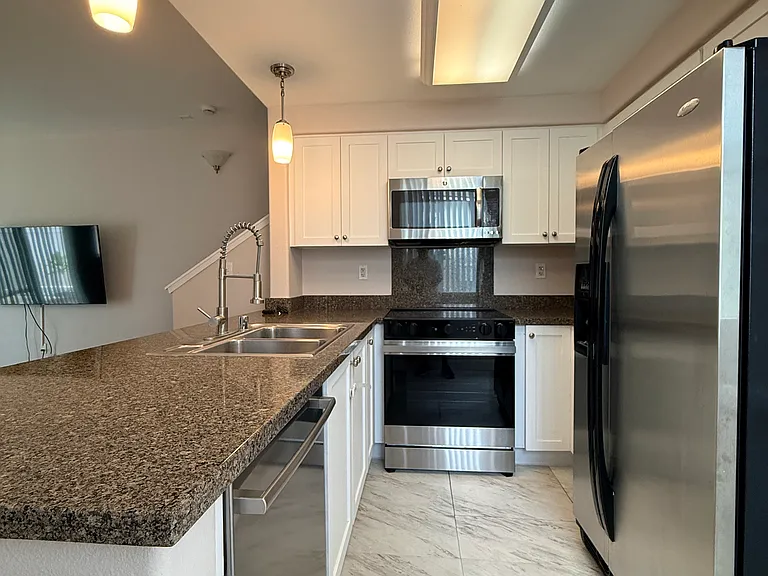 92-1512 Aliinui Dr #1 — Photo 16