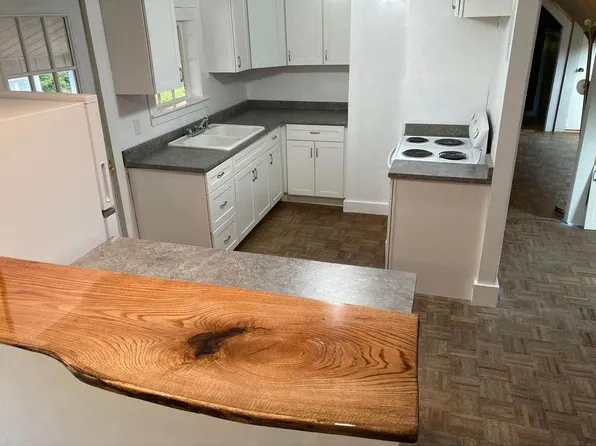 64 Valley St #2, Keene, NH 03431