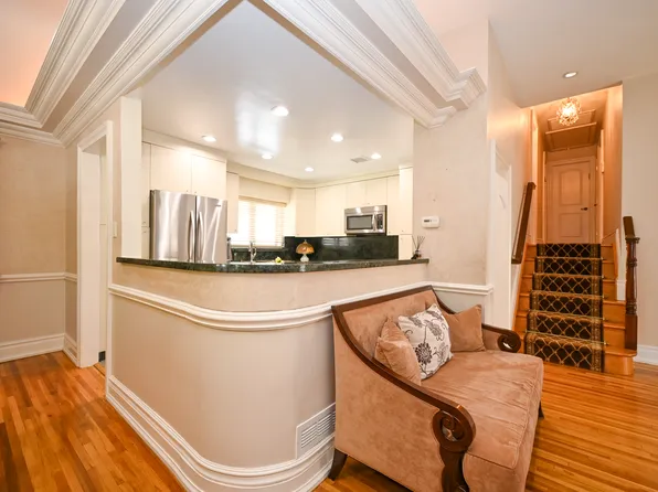 2629 East 65th Street image 11 of 25