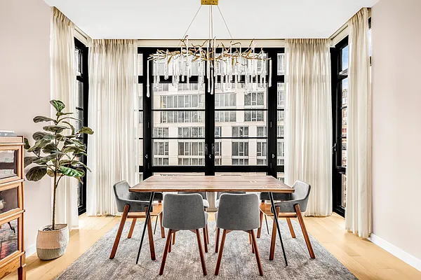 Rented by Sotheby's International Realty | media 10