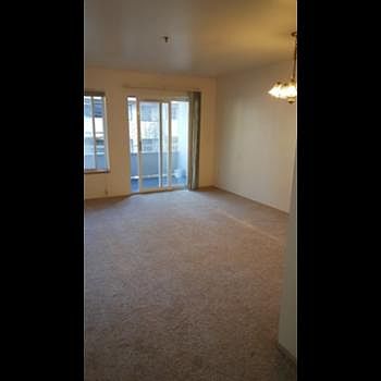 5th image of 14023 32nd Ave NE APT 204