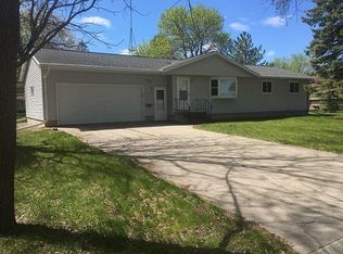 114 5th St, Raymond, MN 56282