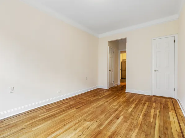 530 East 88th Street image 7 of 12