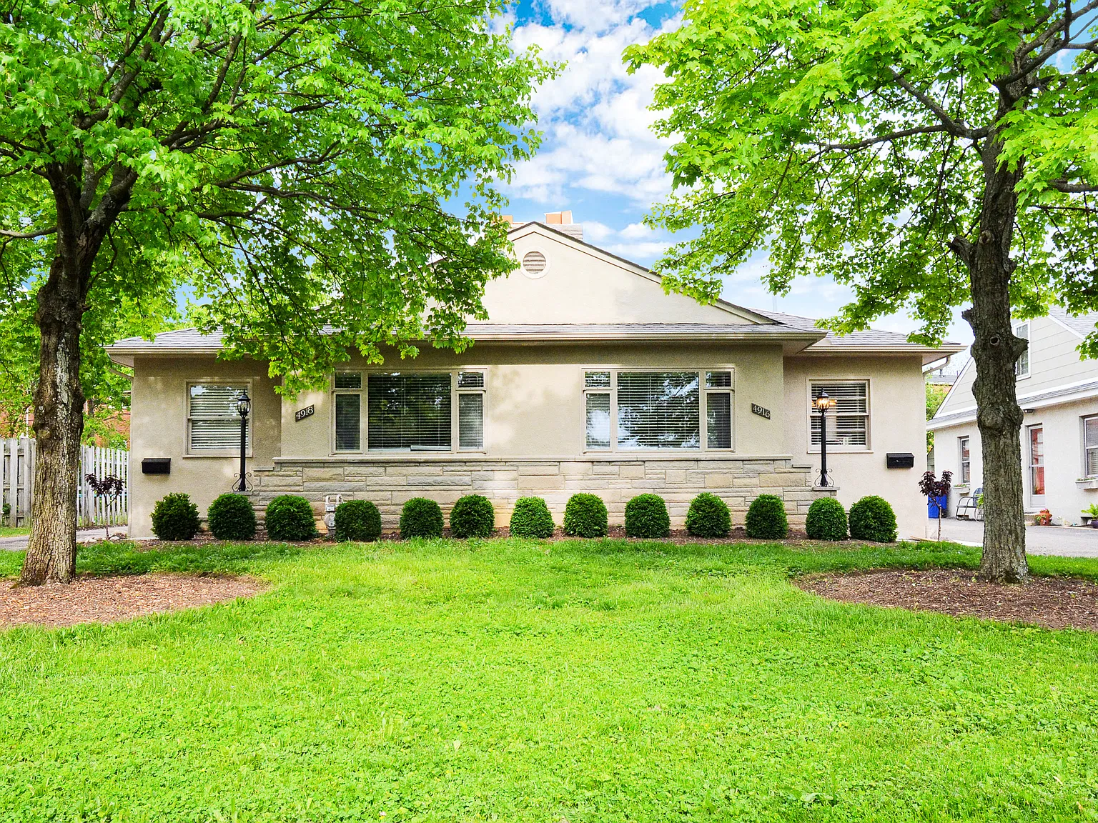 2 bed, 1000 sqft, $1,645 — Photo 1