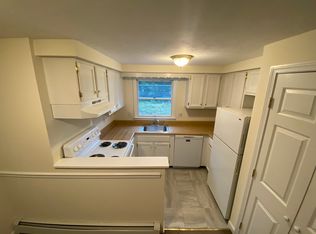 23 Glenwood Ave APT 12, Rochester, NH 03867