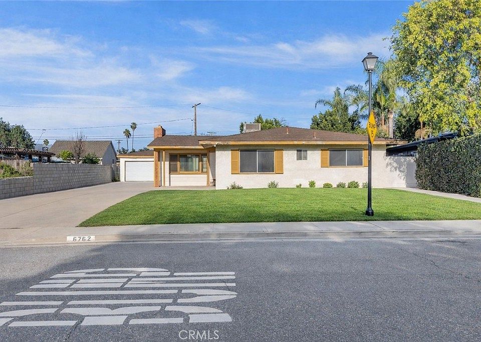 1st image of 6762 Rainier Ct