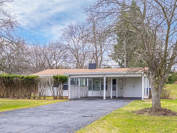 2nd image of 199 Castle Rd