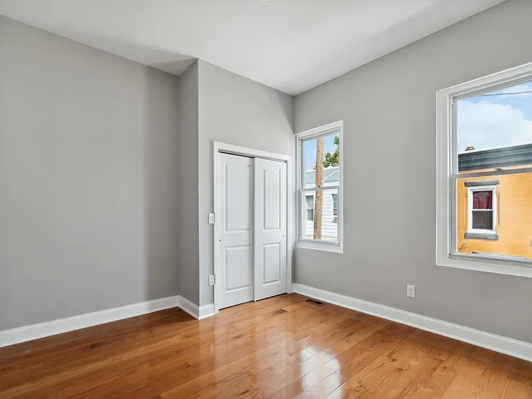 1722 N Newkirk St — Photo 7