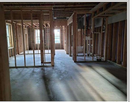 4th image of 118 Fleming Ave #A-c