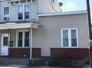 2212 Lehman St, Lebanon, PA 17046