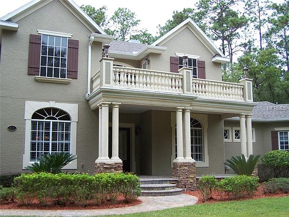 2nd image of 821 Braemar Ln