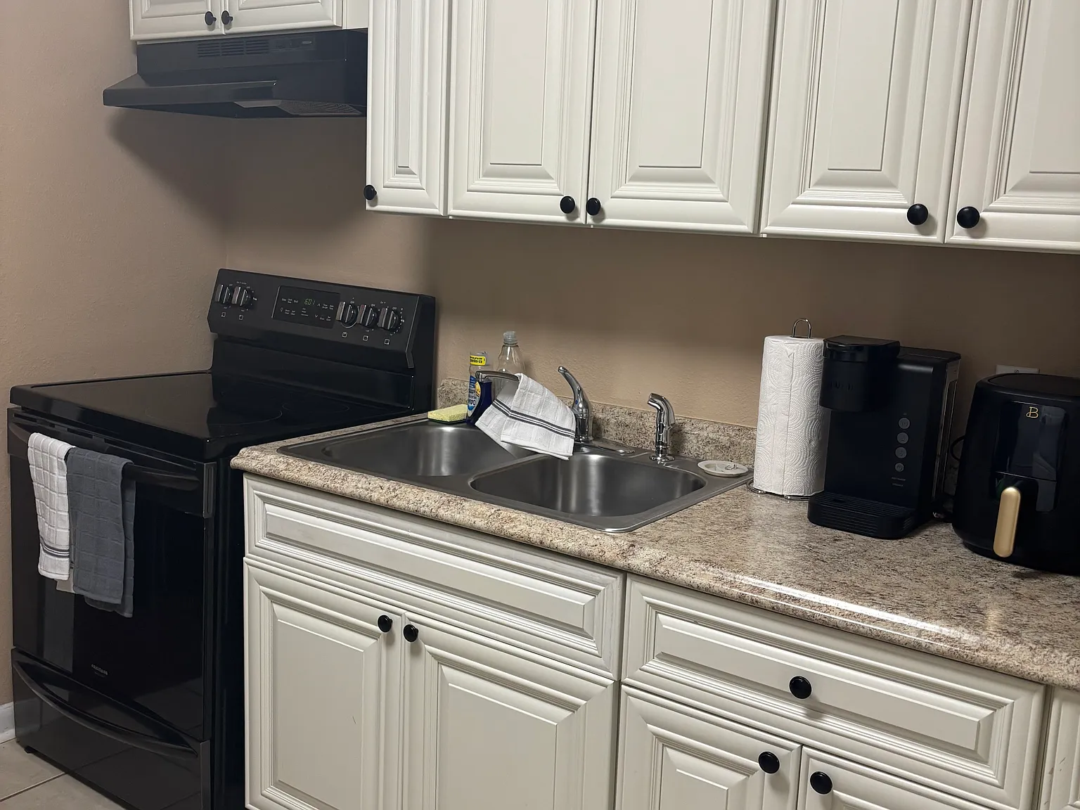 2 bed, 1200 sqft, $1,500 — Photo 4