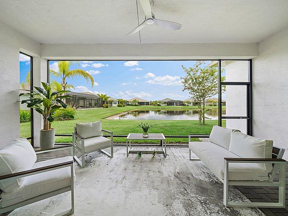 5th image of 11962 SW Hunter Hill Avenue