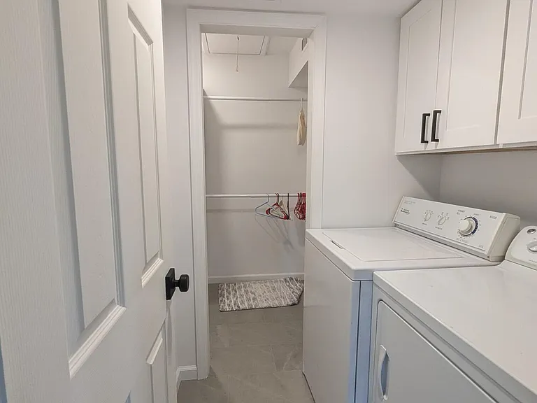 404 Clubhouse Cir — Photo 17