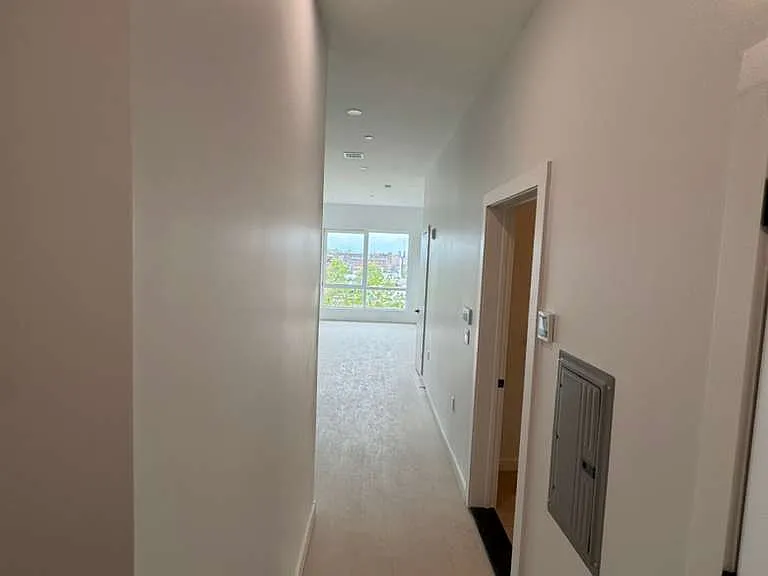 74 Webster St #5C — Photo 3
