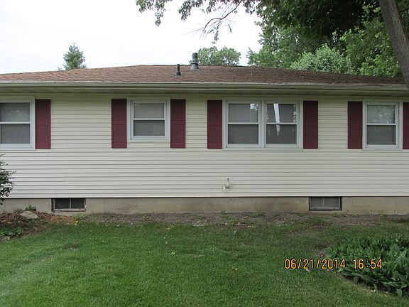 2nd image of 1241 Linden Ave