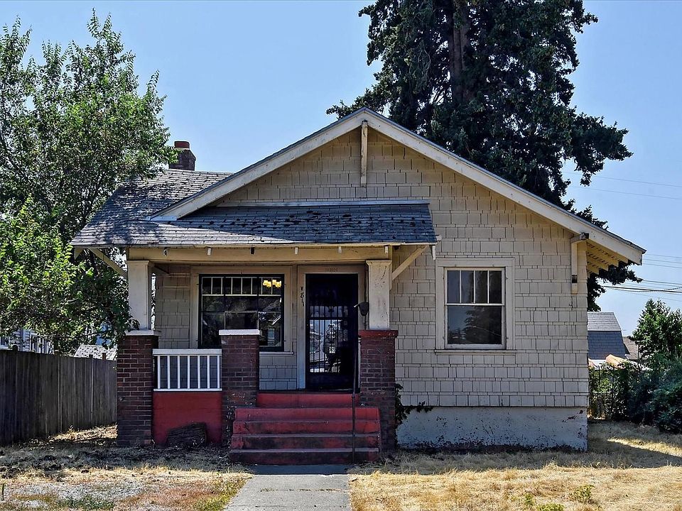 1st image of 811 W Grace Ave