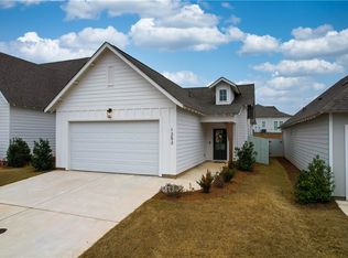1253 Woodland Cir, Opelika, AL 36801