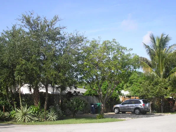 5900 SW 61st St, Miami, FL 33143