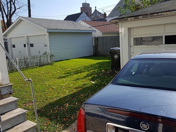 2nd image of 18016 Hillgrove Ave