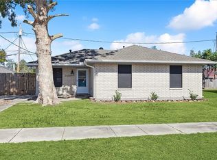 2120 N River Park Dr, Violet, LA 70092