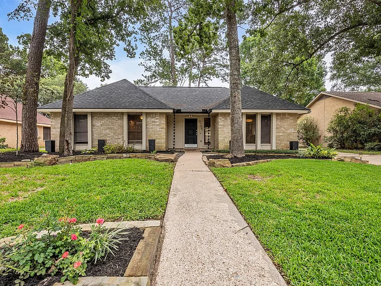 3706 Glenwood Springs Dr — Photo 1