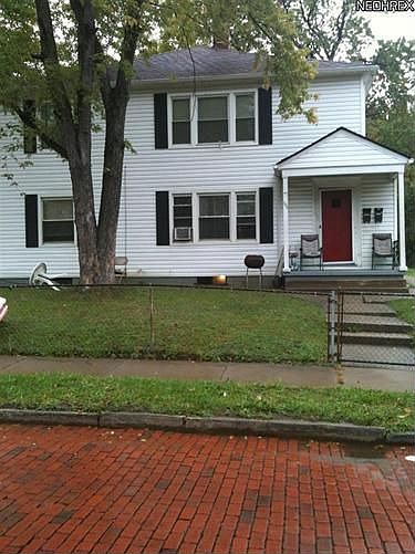 1st image of 723 & 725 Russell Ave