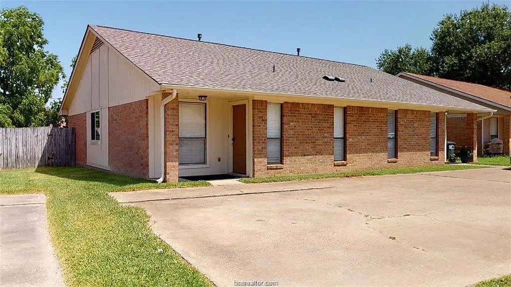 2 bed, 1936 sqft, $1,250 — Photo 1