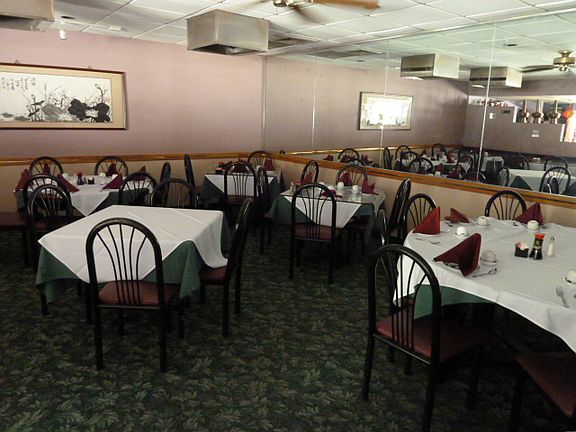 3rd image of 588 Route 303