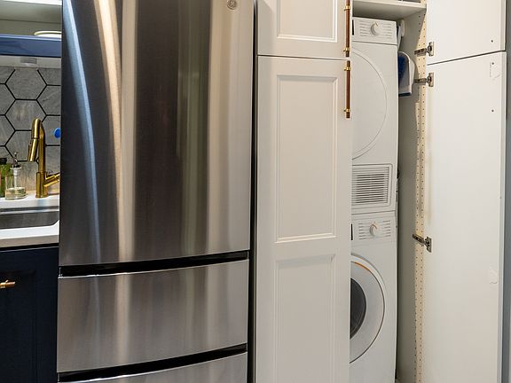 5th image of 29 S State St APT 318