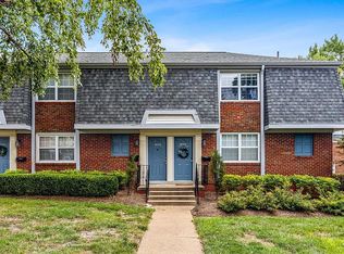 9023 Wrenwood Ln, Saint Louis, MO 63144