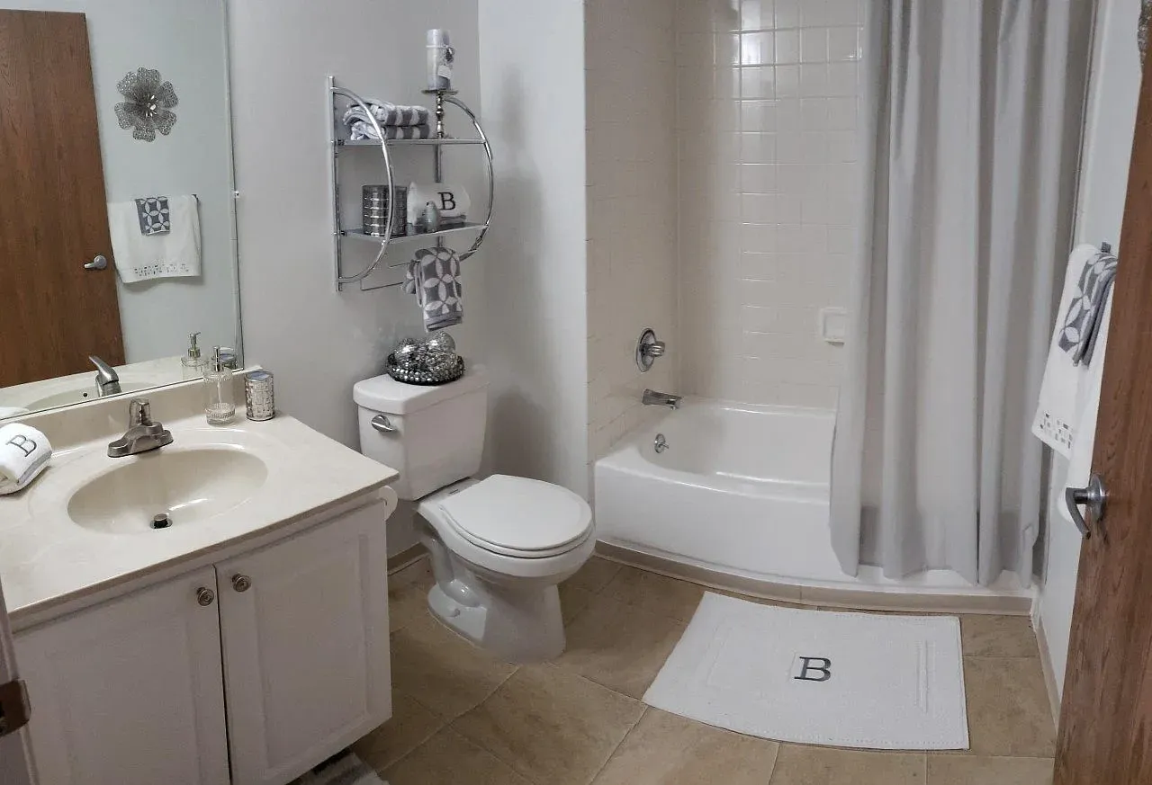Brookwood Apartments — Photo 3