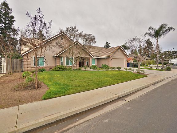 3rd image of 742 W Ellery Avenue